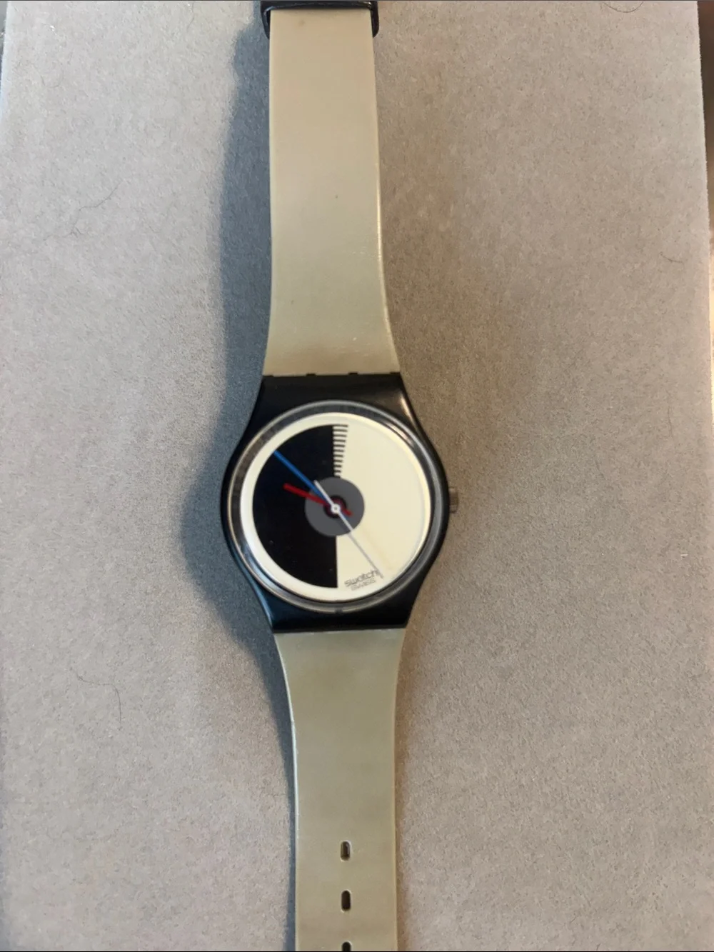 1986 Mezza Luna Swatch - Vintage